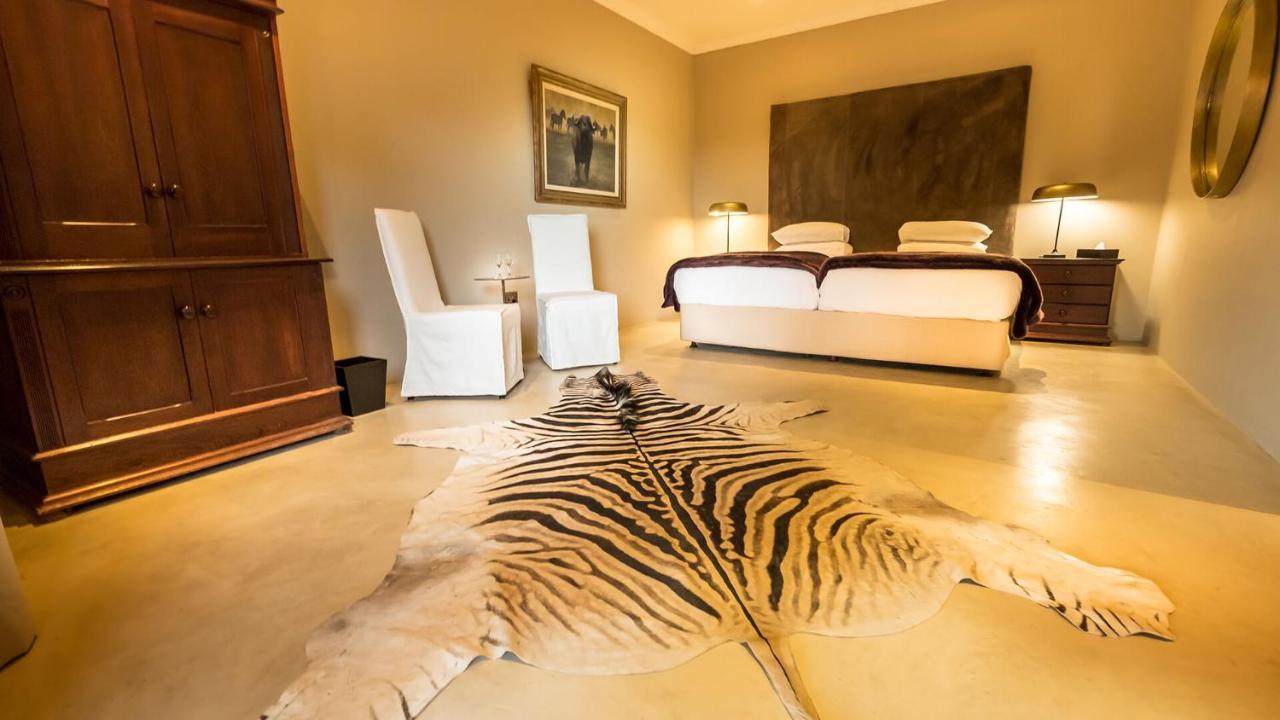 Bagatelle Kalahari Game Ranch Villa Hardap Exteriör bild