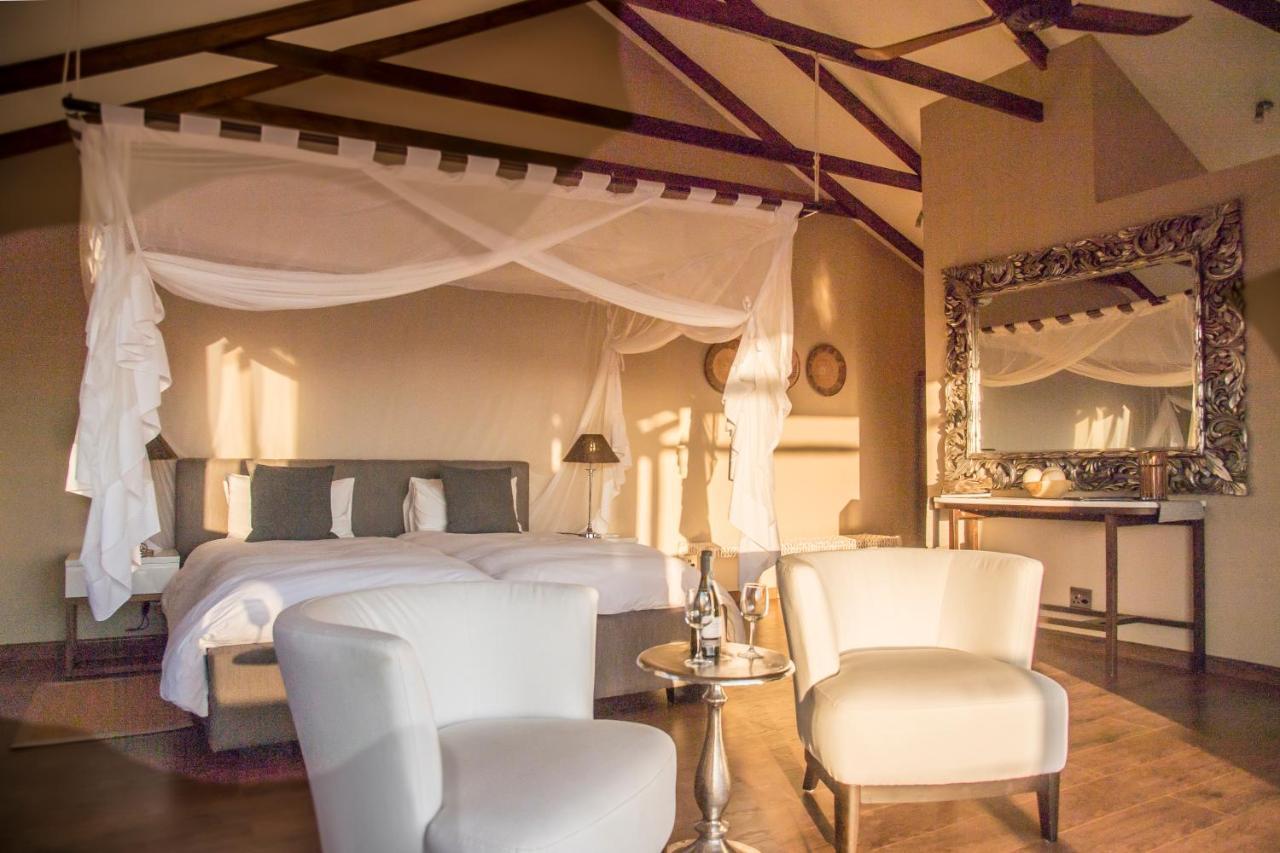 Bagatelle Kalahari Game Ranch Villa Hardap Exteriör bild