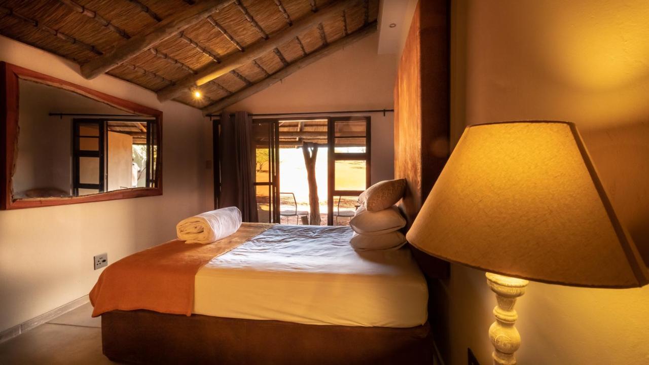 Bagatelle Kalahari Game Ranch Villa Hardap Exteriör bild