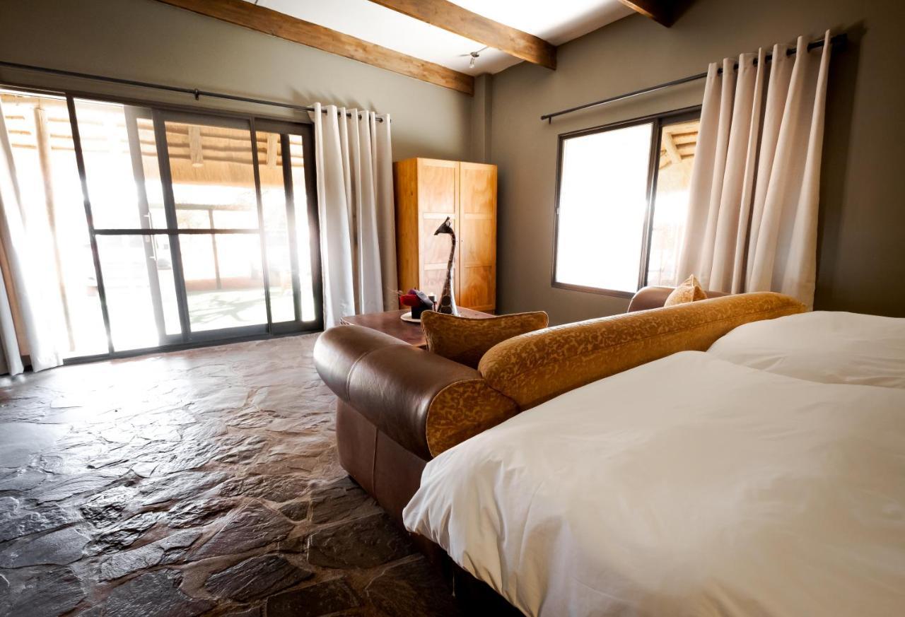 Bagatelle Kalahari Game Ranch Villa Hardap Exteriör bild