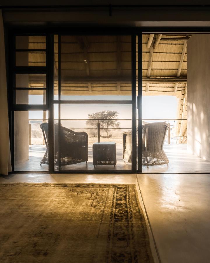 Bagatelle Kalahari Game Ranch Villa Hardap Exteriör bild
