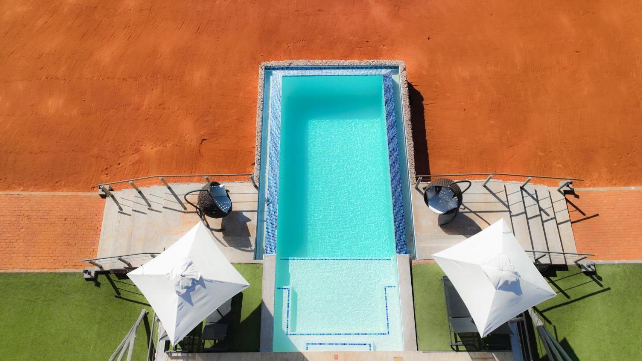 Bagatelle Kalahari Game Ranch Villa Hardap Exteriör bild