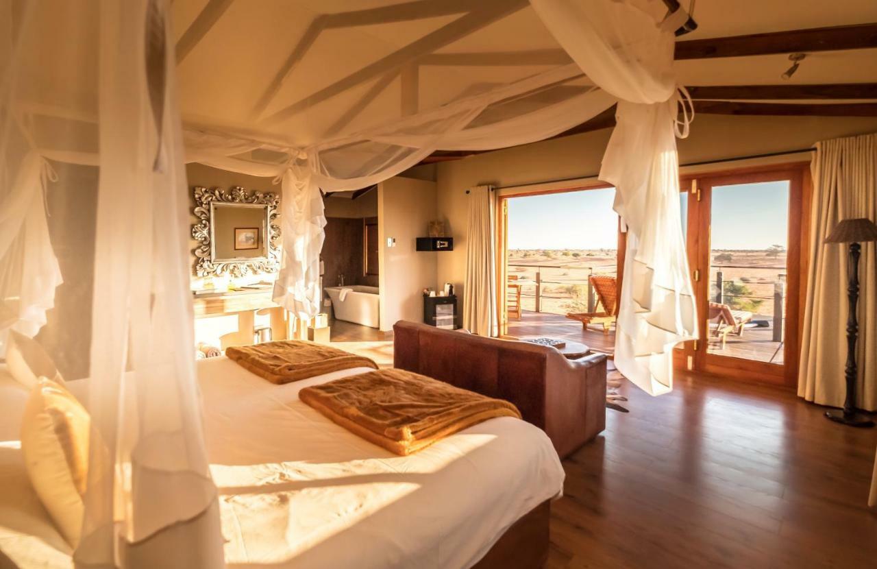 Bagatelle Kalahari Game Ranch Villa Hardap Exteriör bild