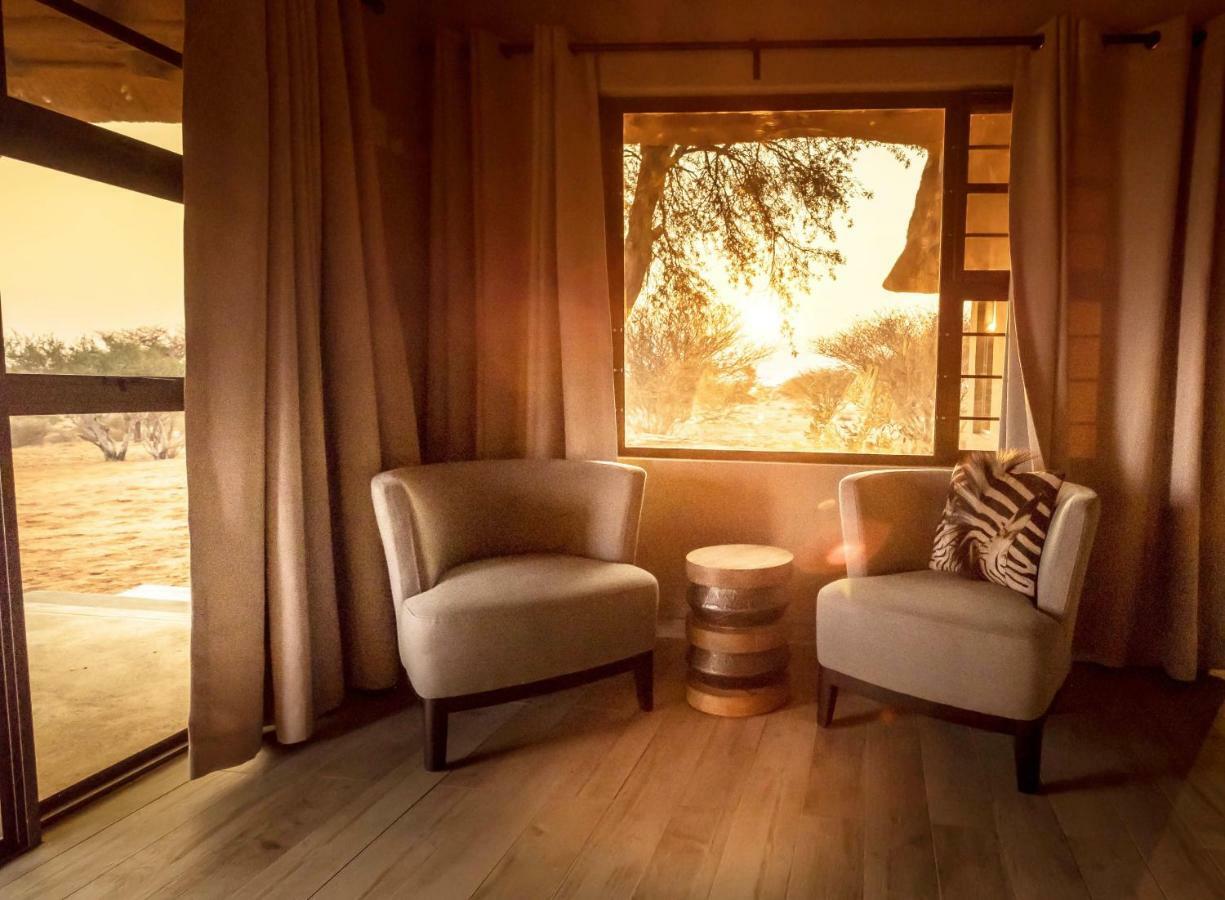 Bagatelle Kalahari Game Ranch Villa Hardap Exteriör bild