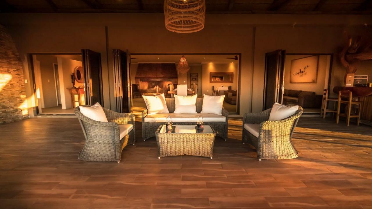 Bagatelle Kalahari Game Ranch Villa Hardap Exteriör bild