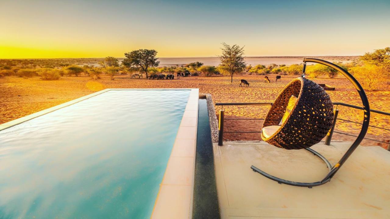 Bagatelle Kalahari Game Ranch Villa Hardap Exteriör bild